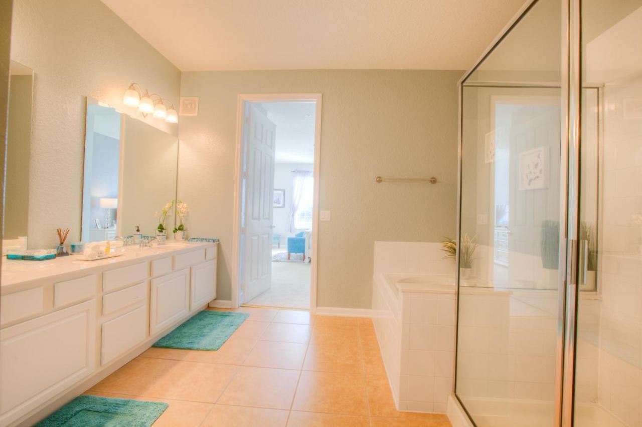 Stunning Lakeview Condo Wprivate Balcony كيسيمي المظهر الخارجي الصورة