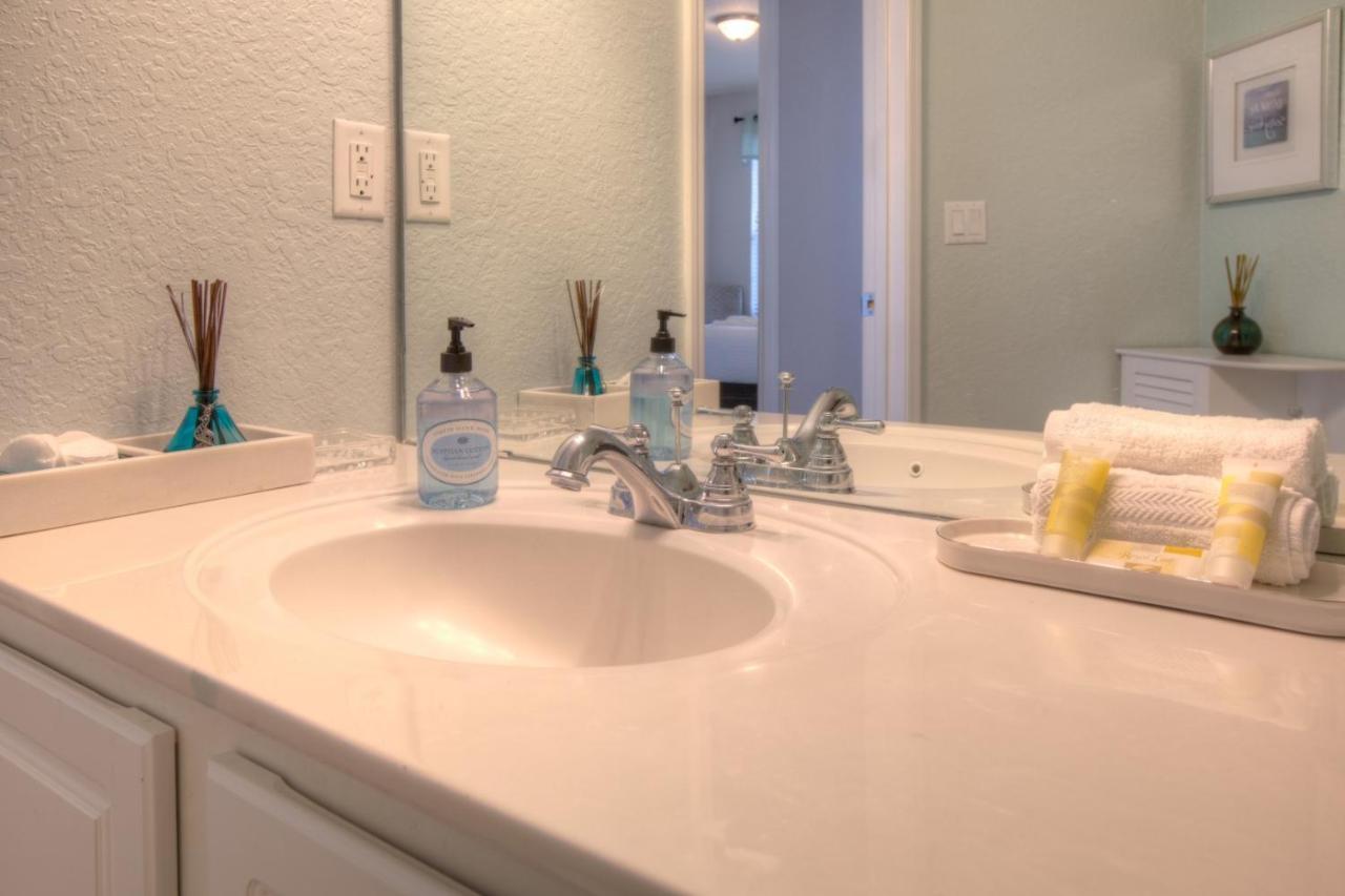 Stunning Lakeview Condo Wprivate Balcony كيسيمي المظهر الخارجي الصورة
